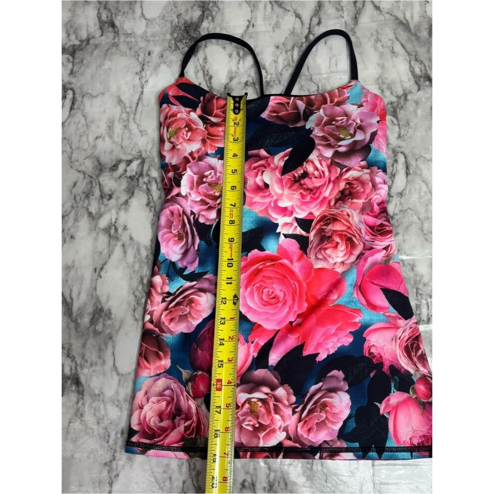 lululemon athletica Pink Floral Performance Tank Navy built in bra size 4